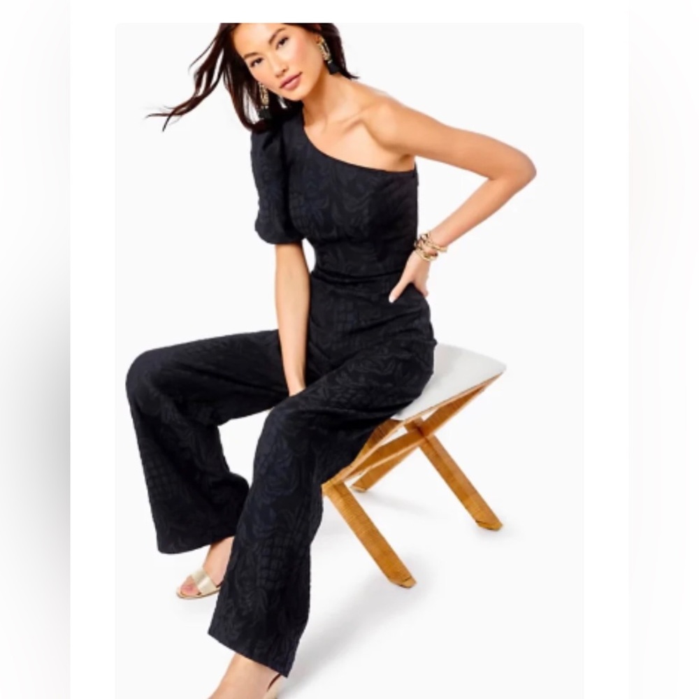 Lilly Pulitzer Brialyn one shoulder jumper “pineapple pucker jacqu” NWT size 12